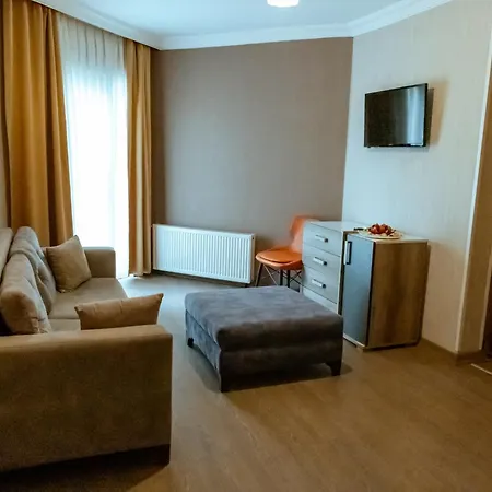 Alex Village Life מלון קארטפה