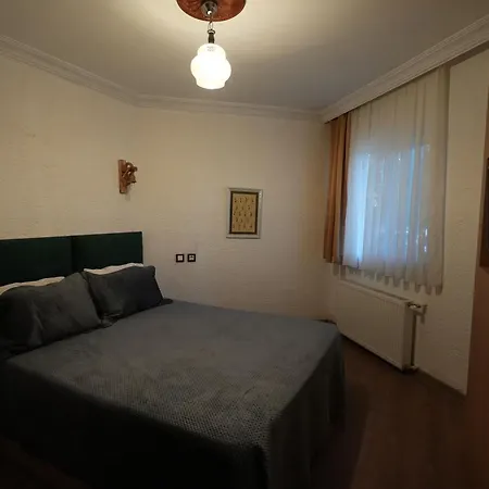 מלון Alex Village Life