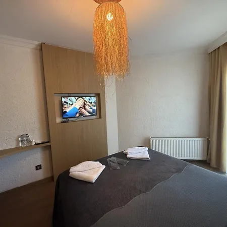 Alex Village Life Hotel