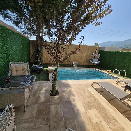 Hotel Alex Village Life Kartepe