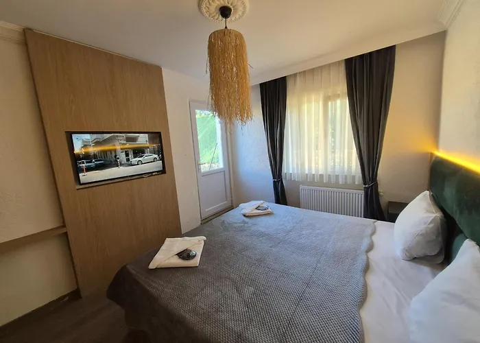 Hotel Alex Village Life *